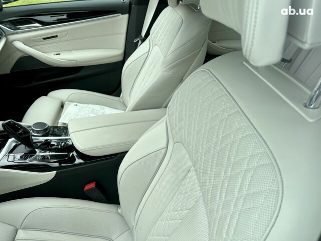 БМВ 5 Серия, объемом двигателя 3 л и пробегом 16 тыс. км за 79119 $, фото 4 на Automoto.ua