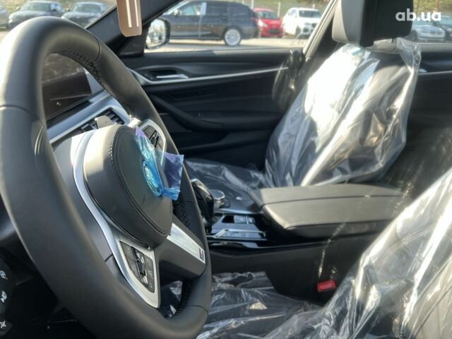 БМВ 5 Серія, об'ємом двигуна 3 л та пробігом 0 тис. км за 92269 $, фото 25 на Automoto.ua