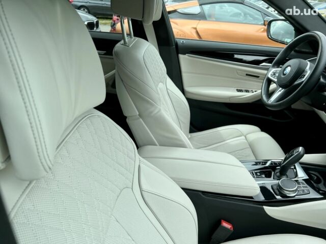 БМВ 5 Серия, объемом двигателя 3 л и пробегом 16 тыс. км за 79119 $, фото 15 на Automoto.ua