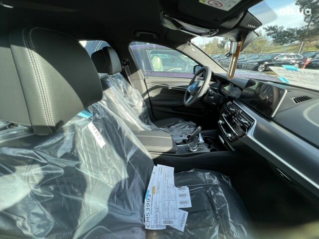 БМВ 5 Серія, об'ємом двигуна 3 л та пробігом 0 тис. км за 92269 $, фото 33 на Automoto.ua