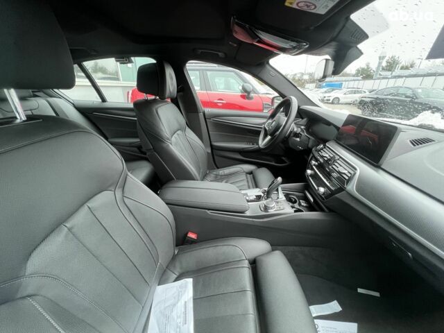 БМВ 5 Серия, объемом двигателя 3 л и пробегом 24 тыс. км за 72164 $, фото 22 на Automoto.ua