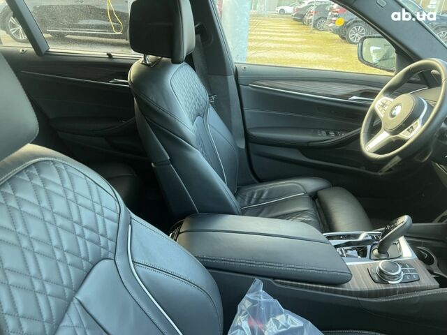 БМВ 5 Серия, объемом двигателя 3 л и пробегом 10 тыс. км за 66730 $, фото 14 на Automoto.ua