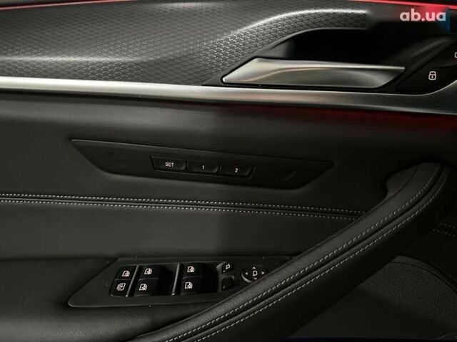 БМВ 5 Серия, объемом двигателя 4.4 л и пробегом 55 тыс. км за 62000 $, фото 25 на Automoto.ua