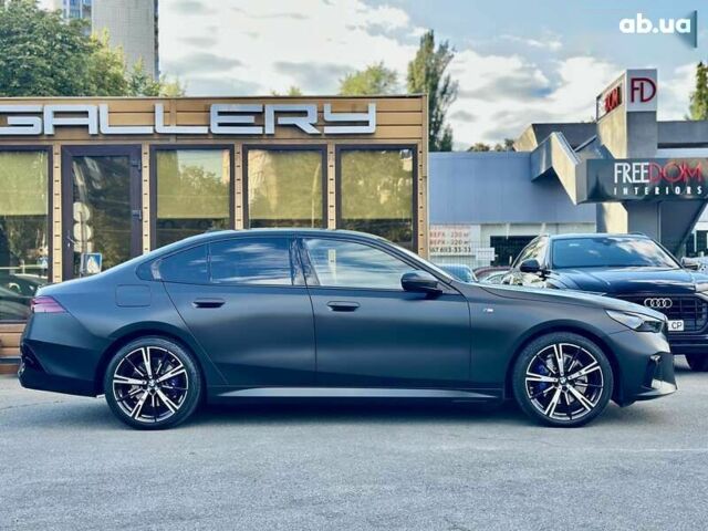 БМВ 5 Серия 2023 в Киеве на Automoto.ua БМВ 5 Серия, объемом двигателя 0 л и пробегом 26 тыс. км за 74999 $, фото 14 на Automoto.ua