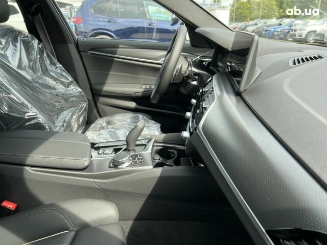 БМВ 5 Серия, объемом двигателя 3 л и пробегом 0 тыс. км за 84662 $, фото 18 на Automoto.ua