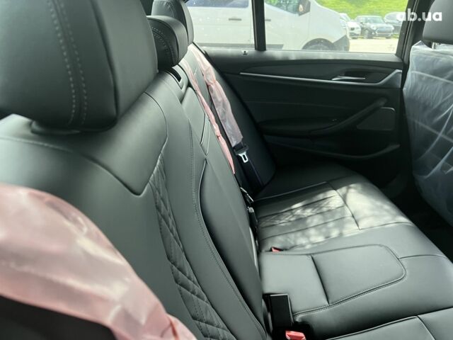 БМВ 5 Серия, объемом двигателя 3 л и пробегом 0 тыс. км за 93900 $, фото 23 на Automoto.ua