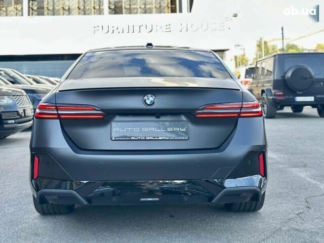 БМВ 5 Серия 2023 в Киеве на Automoto.ua БМВ 5 Серия, объемом двигателя 0 л и пробегом 26 тыс. км за 74999 $, фото 18 на Automoto.ua
