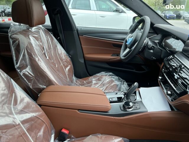 БМВ 5 Серия, объемом двигателя 4.4 л и пробегом 0 тыс. км за 95856 $, фото 31 на Automoto.ua