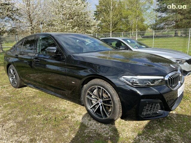 БМВ 5 Серия, объемом двигателя 3 л и пробегом 6 тыс. км за 80706 $, фото 25 на Automoto.ua