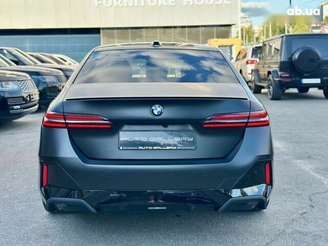 БМВ 5 Серия 2023 в Киеве на Automoto.ua БМВ 5 Серия, объемом двигателя 0 л и пробегом 26 тыс. км за 74999 $, фото 16 на Automoto.ua