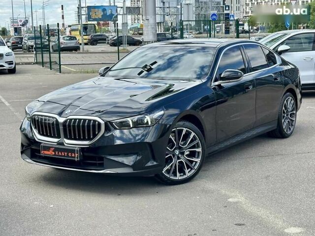 БМВ 5 Серия, объемом двигателя 2 л и пробегом 10 тыс. км за 58700 $, фото 6 на Automoto.ua