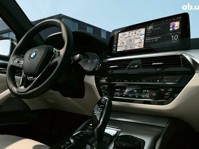 БМВ 5 Серия, объемом двигателя 0 л и пробегом 0 тыс. км за 57517 $, фото 4 на Automoto.ua
