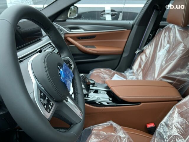 БМВ 5 Серия, объемом двигателя 4.4 л и пробегом 0 тыс. км за 95856 $, фото 42 на Automoto.ua