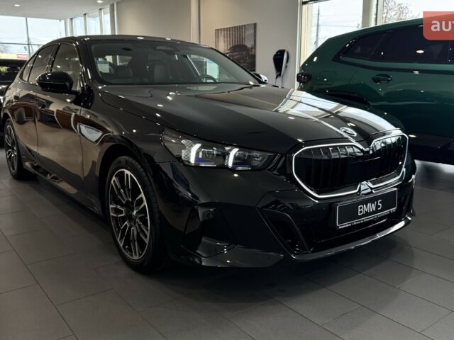 БМВ 5 Серия, объемом двигателя 2.99 л и пробегом 0 тыс. км за 85538 $, фото 3 на Automoto.ua