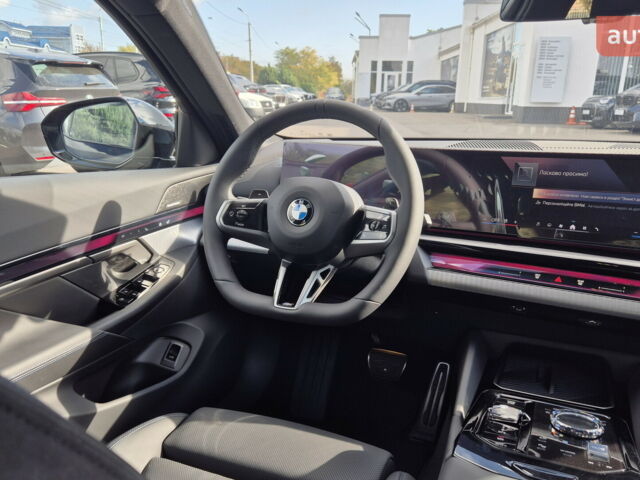 БМВ 5 Серия, объемом двигателя 2 л и пробегом 0 тыс. км за 71404 $, фото 19 на Automoto.ua