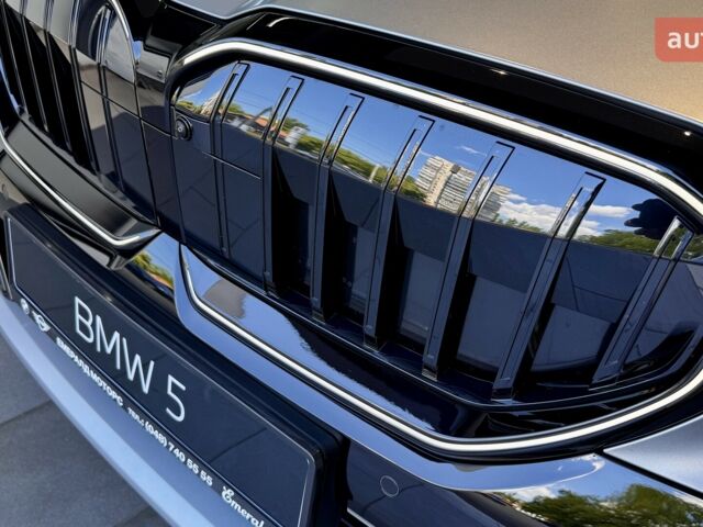 БМВ 5 Серия, объемом двигателя 2.99 л и пробегом 0 тыс. км за 95217 $, фото 2 на Automoto.ua