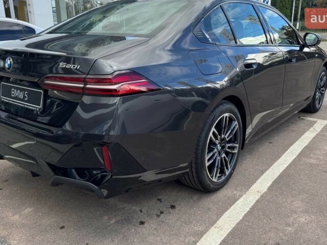 БМВ 5 Серия, объемом двигателя 2 л и пробегом 0 тыс. км за 70430 $, фото 4 на Automoto.ua