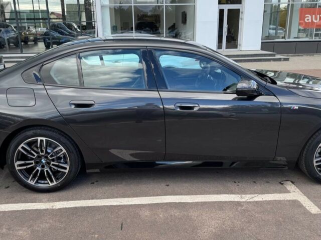 БМВ 5 Серия, объемом двигателя 2 л и пробегом 0 тыс. км за 70430 $, фото 3 на Automoto.ua