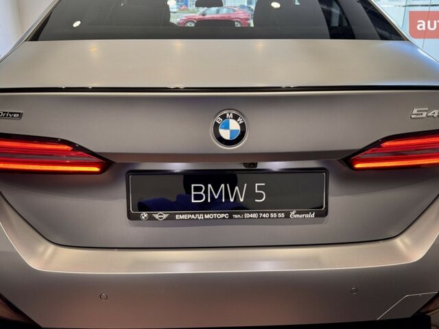 БМВ 5 Серия, объемом двигателя 2.99 л и пробегом 0 тыс. км за 95217 $, фото 15 на Automoto.ua