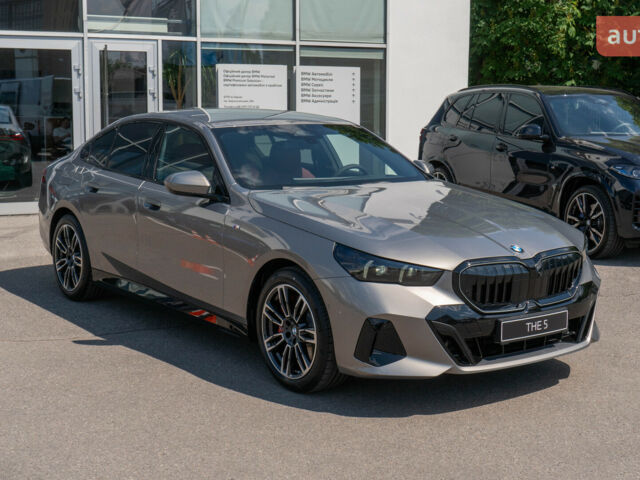 БМВ 5 Серия, объемом двигателя 2.99 л и пробегом 0 тыс. км за 95226 $, фото 1 на Automoto.ua