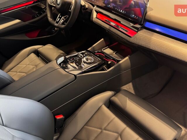БМВ 5 Серия, объемом двигателя 2.99 л и пробегом 0 тыс. км за 95217 $, фото 36 на Automoto.ua