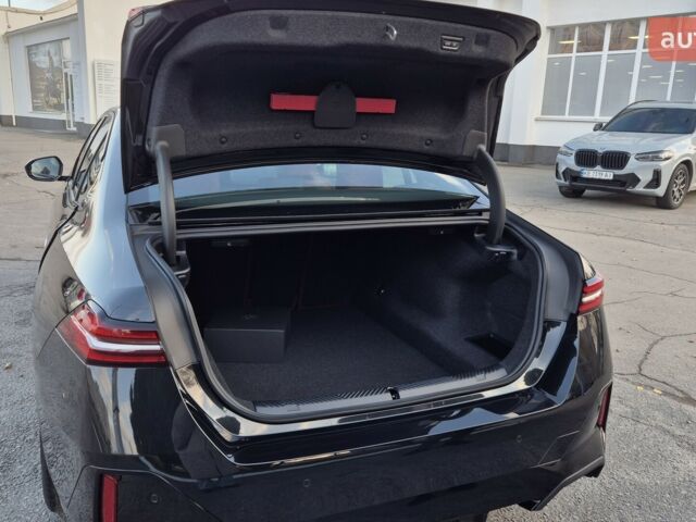 БМВ 5 Серия, объемом двигателя 2 л и пробегом 0 тыс. км за 71120 $, фото 20 на Automoto.ua