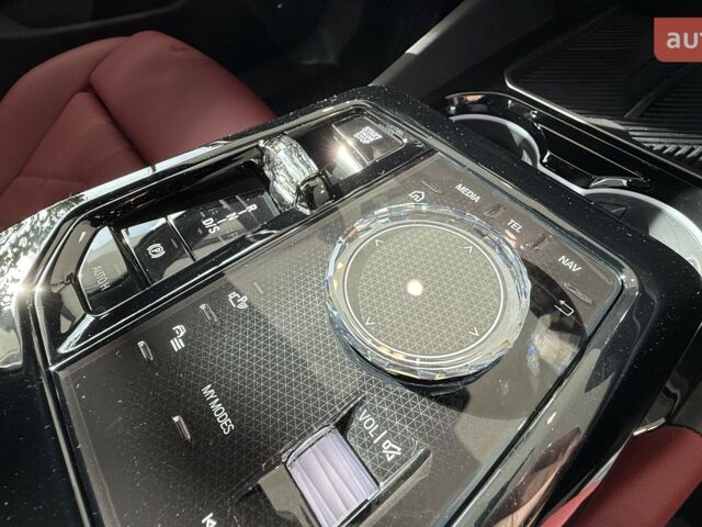 БМВ 5 Серія, об'ємом двигуна 2 л та пробігом 0 тис. км за 70094 $, фото 10 на Automoto.ua