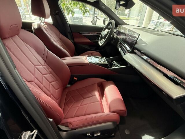 БМВ 5 Серія, об'ємом двигуна 2 л та пробігом 0 тис. км за 70094 $, фото 8 на Automoto.ua