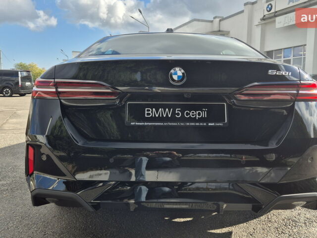 БМВ 5 Серия, объемом двигателя 2 л и пробегом 0 тыс. км за 71404 $, фото 7 на Automoto.ua
