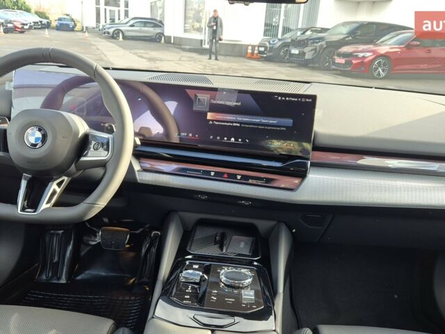 БМВ 5 Серия, объемом двигателя 2 л и пробегом 0 тыс. км за 71117 $, фото 15 на Automoto.ua