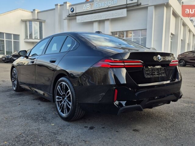 БМВ 5 Серия, объемом двигателя 2 л и пробегом 0 тыс. км за 71120 $, фото 4 на Automoto.ua