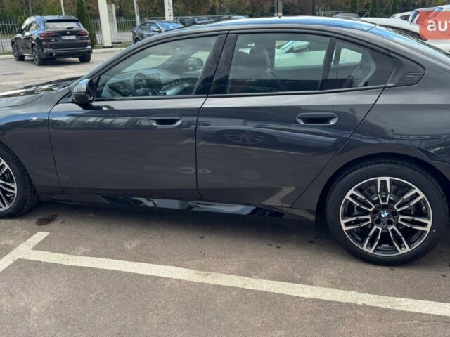 БМВ 5 Серия, объемом двигателя 2 л и пробегом 0 тыс. км за 70430 $, фото 7 на Automoto.ua
