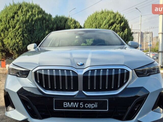 БМВ 5 Серия, объемом двигателя 2 л и пробегом 0 тыс. км за 71117 $, фото 1 на Automoto.ua