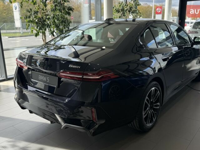 БМВ 5 Серія, об'ємом двигуна 2 л та пробігом 0 тис. км за 70094 $, фото 6 на Automoto.ua