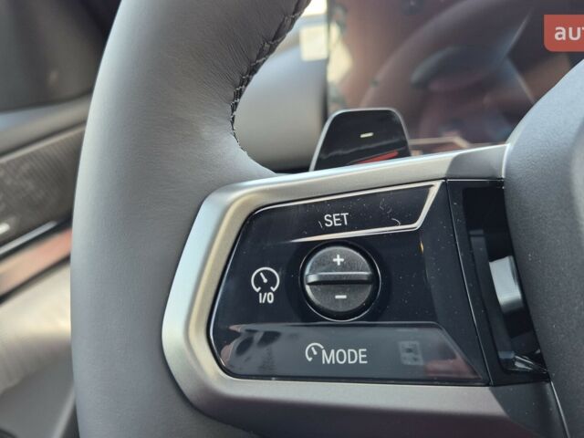 БМВ 5 Серия, объемом двигателя 2 л и пробегом 0 тыс. км за 71120 $, фото 17 на Automoto.ua