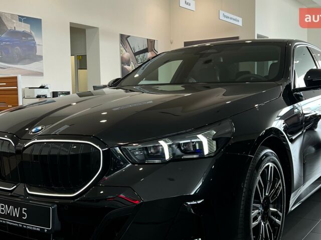 БМВ 5 Серия 2025 в Виннице на Automoto.ua БМВ 5 Серия, объемом двигателя 2.99 л и пробегом 0 тыс. км за 85104 $, фото 2 на Automoto.ua