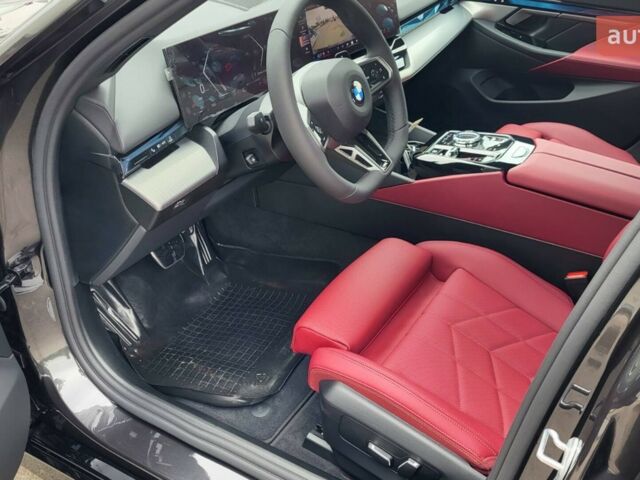 БМВ 5 Серия, объемом двигателя 2.99 л и пробегом 0 тыс. км за 77423 $, фото 19 на Automoto.ua