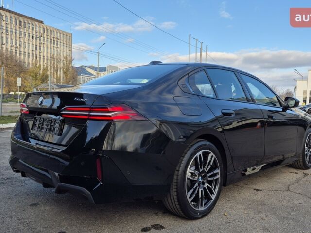 БМВ 5 Серия, объемом двигателя 2 л и пробегом 0 тыс. км за 71120 $, фото 6 на Automoto.ua