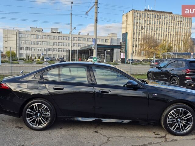 БМВ 5 Серия, объемом двигателя 2 л и пробегом 0 тыс. км за 71120 $, фото 7 на Automoto.ua