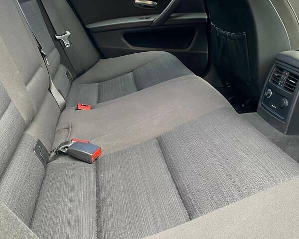 БМВ 5 Серия, объемом двигателя 2 л и пробегом 238 тыс. км за 11500 $, фото 10 на Automoto.ua