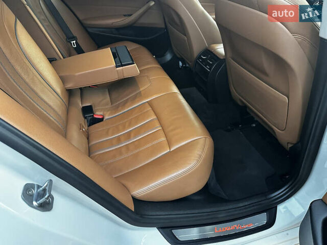 БМВ 5 Серия, объемом двигателя 2.99 л и пробегом 258 тыс. км за 22700 $, фото 18 на Automoto.ua