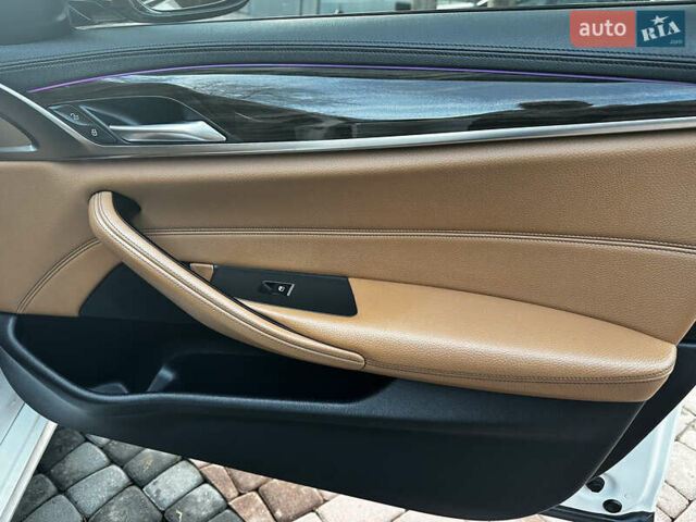 БМВ 5 Серия, объемом двигателя 2.99 л и пробегом 258 тыс. км за 22700 $, фото 19 на Automoto.ua