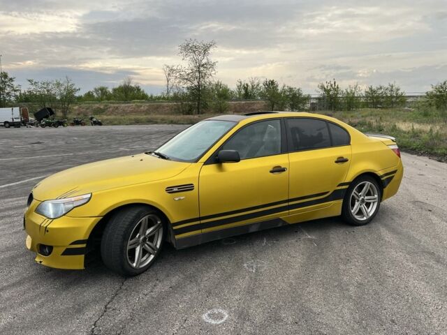 Желтый БМВ 5 Серия, объемом двигателя 2.5 л и пробегом 350 тыс. км за 6500 $, фото 4 на Automoto.ua