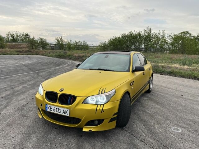 Желтый БМВ 5 Серия, объемом двигателя 2.5 л и пробегом 350 тыс. км за 6500 $, фото 5 на Automoto.ua