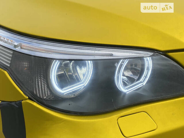 Желтый БМВ 5 Серия, объемом двигателя 2.5 л и пробегом 363 тыс. км за 6500 $, фото 1 на Automoto.ua