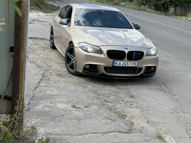 Желтый БМВ 5 Серия, объемом двигателя 2 л и пробегом 251 тыс. км за 14000 $, фото 14 на Automoto.ua