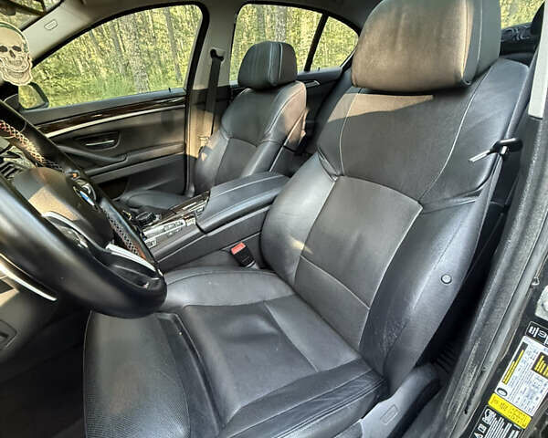 Желтый БМВ 5 Серия, объемом двигателя 3 л и пробегом 264 тыс. км за 19000 $, фото 15 на Automoto.ua