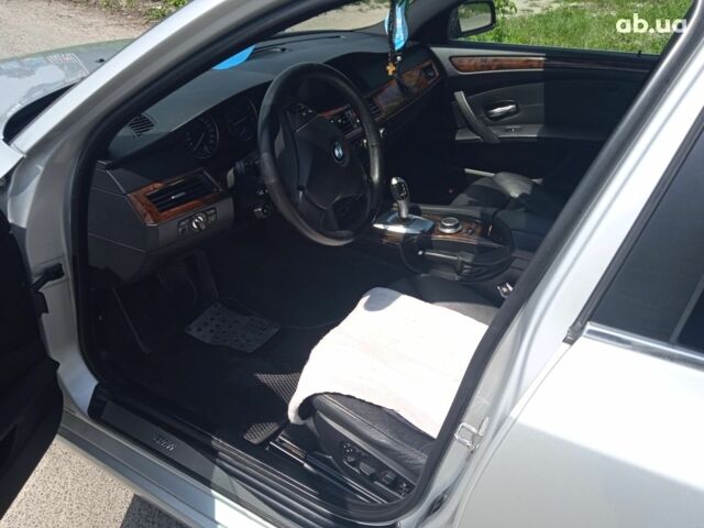 Серый БМВ 5 Серия, объемом двигателя 0 л и пробегом 271 тыс. км за 10900 $, фото 8 на Automoto.ua