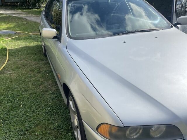 Серый БМВ 5 Серия, объемом двигателя 2 л и пробегом 3 тыс. км за 3800 $, фото 2 на Automoto.ua