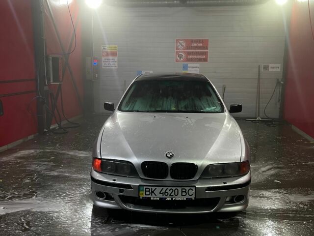 Серый БМВ 5 Серия, объемом двигателя 2.5 л и пробегом 280 тыс. км за 4500 $, фото 2 на Automoto.ua